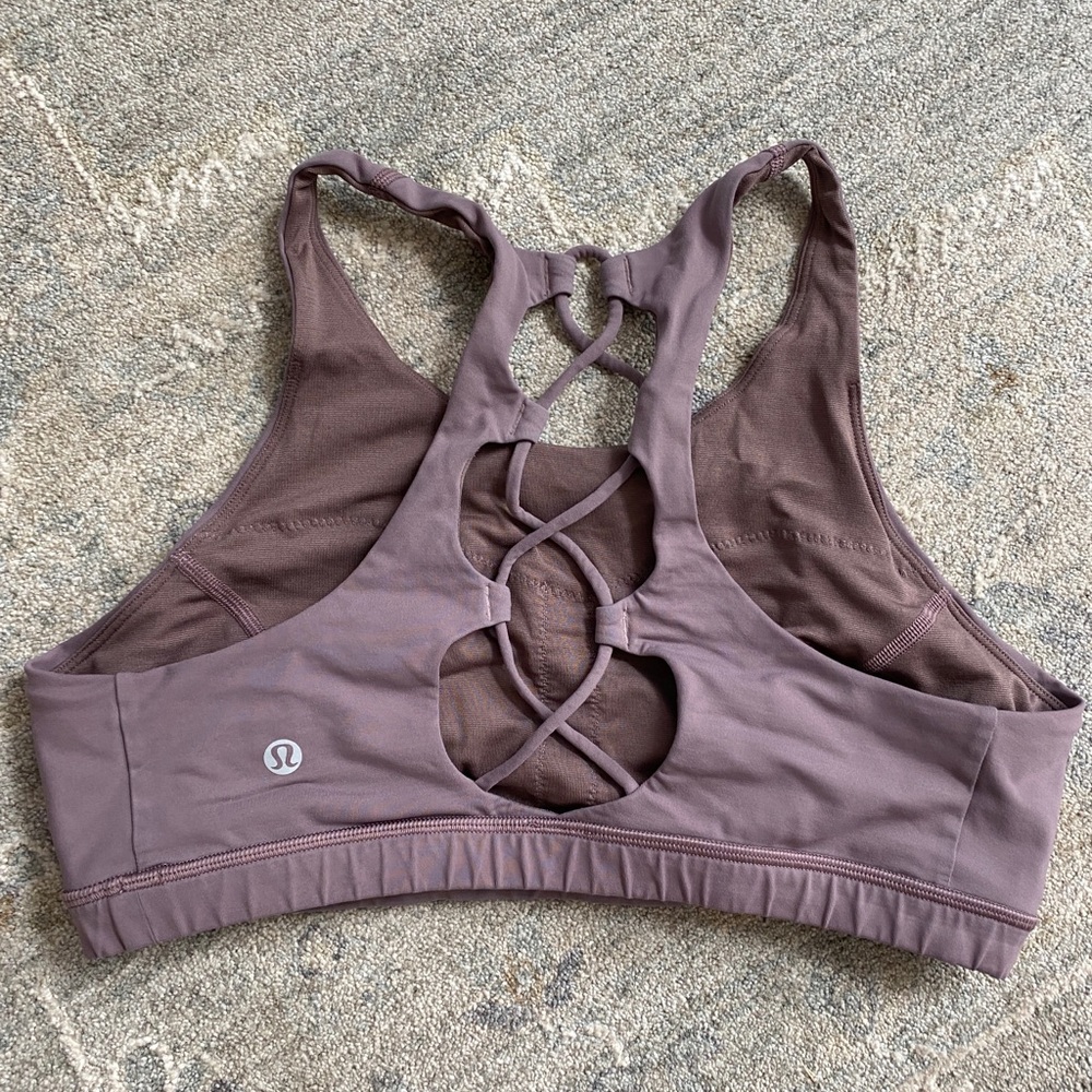 Sexy Lulu sports bra